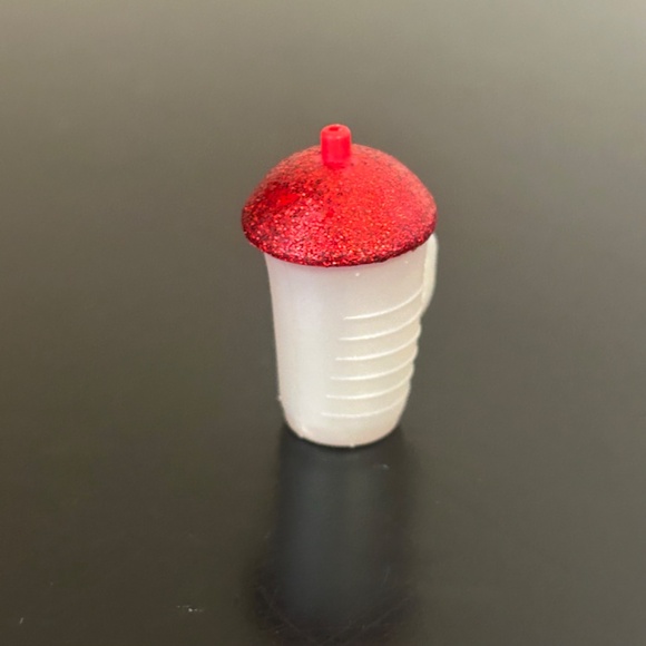 LOL Surprise! Queen’s Pony- Series 4 ( Rare or Ultra Rare) - Picture 4 of 5